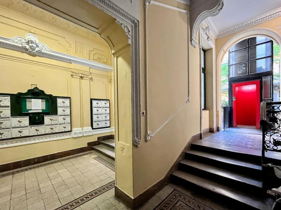 Edna Studio With Balcony Будапеща Екстериор снимка