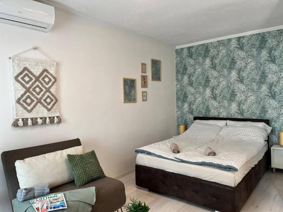 Edna Studio With Balcony Будапеща Екстериор снимка